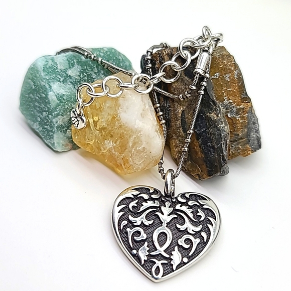 Brighton "CORDOBA HEART" Reversible Pendant Worn 1x!! MSRP $58 Beautiful 🖤❤️ - Picture 8 of 10